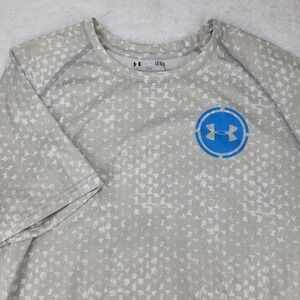 Under Armour Shirt Mens Large HeatGear Loose Short Sleeve Active Gym Exercise